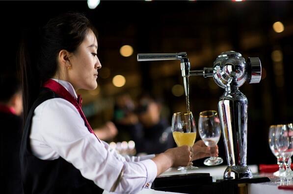 网络图片(侵删) 网络图片(侵删)