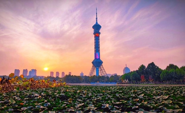 网络图片(侵删) 网络图片(侵删)