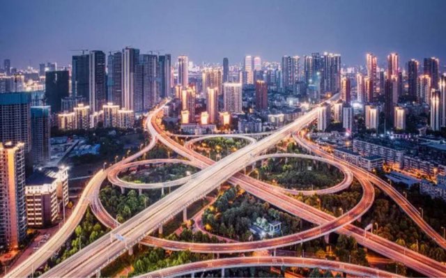 网络图片(侵删) 网络图片(侵删)