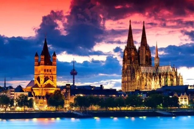 网络图片(侵删) 网络图片(侵删)