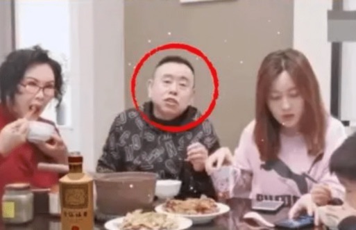 网络图片(侵删) 网络图片(侵删)