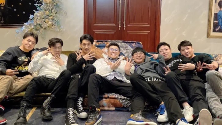 网络图片(侵删) 网络图片(侵删)