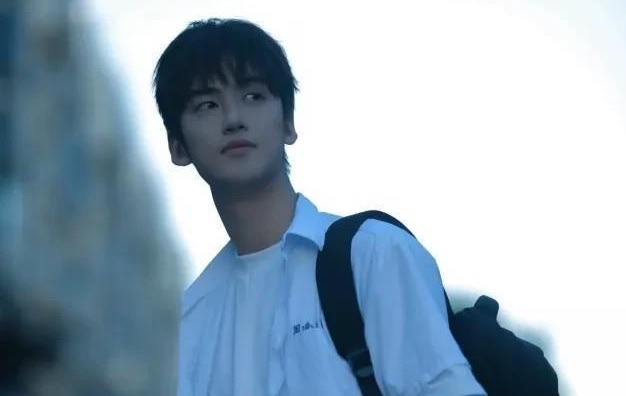 网络图片(侵删) 网络图片(侵删)