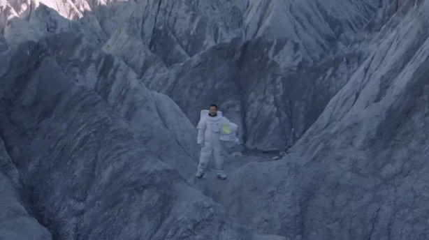 网络图片(侵删) 网络图片(侵删)