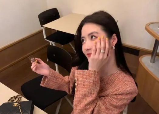 网络图片(侵删) 网络图片(侵删)