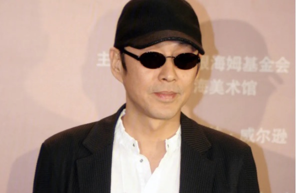 网络图片(侵删) 网络图片(侵删)