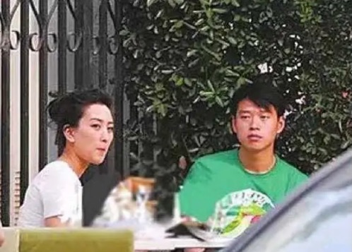 网络图片(侵删) 网络图片(侵删)