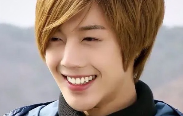 网络图片(侵删) 网络图片(侵删)