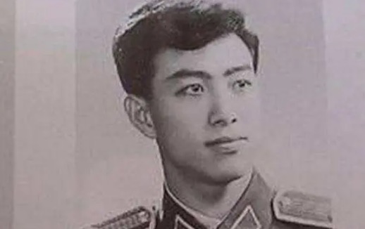 网络图片(侵删) 网络图片(侵删)