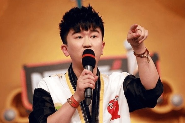 网络图片(侵删) 网络图片(侵删)