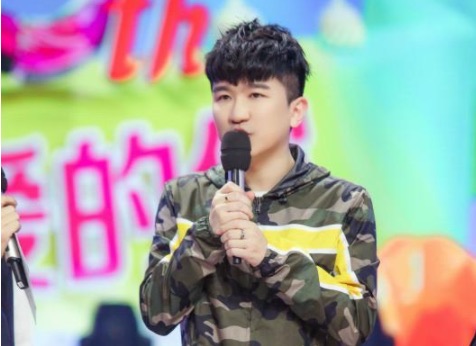 网络图片(侵删) 网络图片(侵删)