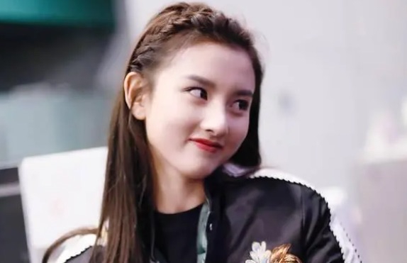 网络图片(侵删) 网络图片(侵删)