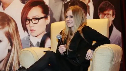 网络图片(侵删) 网络图片(侵删)