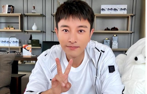 网络图片(侵删) 网络图片(侵删)