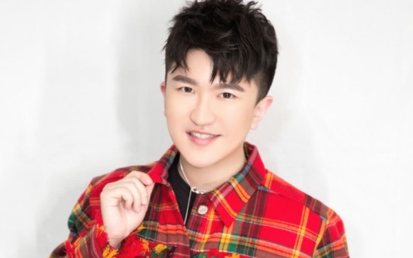 网络图片(侵删) 网络图片(侵删)