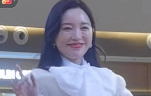 网络图片(侵删) 网络图片(侵删)