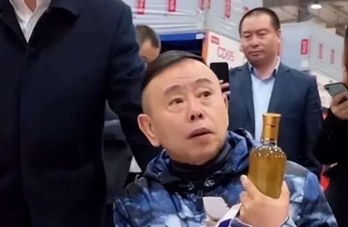 网络图片(侵删) 网络图片(侵删)