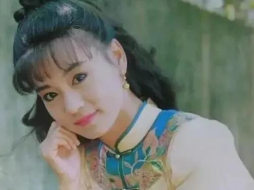 网络图片(侵删) 网络图片(侵删)