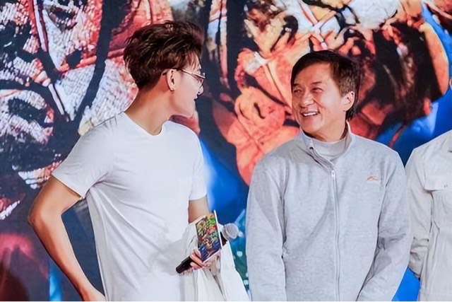 网络图片(侵删) 网络图片(侵删)