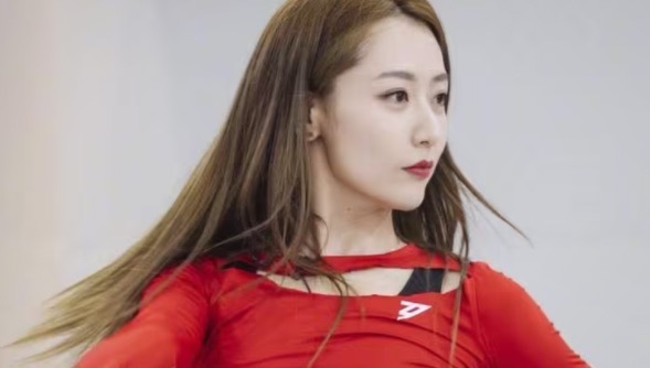 网络图片(侵删) 网络图片(侵删)