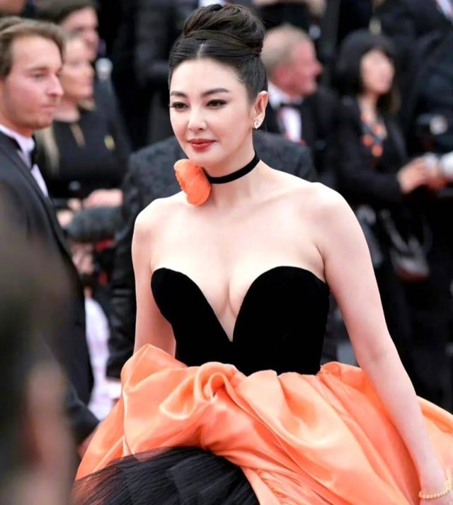 网络图片(侵删) 网络图片(侵删)