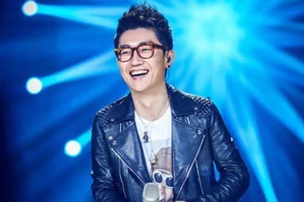 网络图片(侵删) 网络图片(侵删)