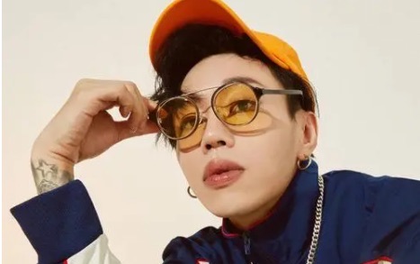 网络图片(侵删) 网络图片(侵删)