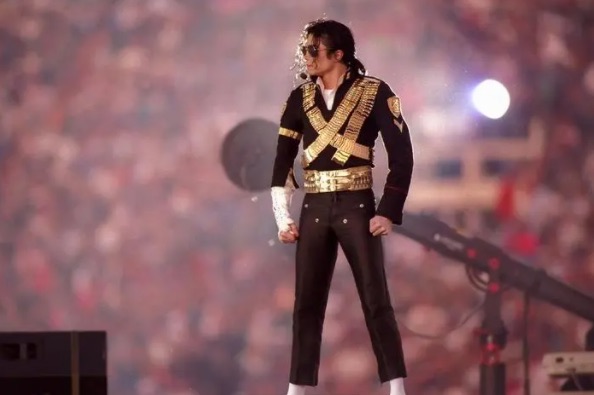 网络图片(侵删) 网络图片(侵删)