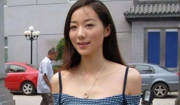 网络图片(侵删) 网络图片(侵删)