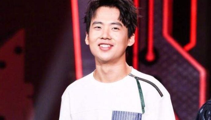 网络图片(侵删) 网络图片(侵删)