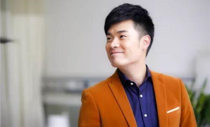 网络图片(侵删) 网络图片(侵删)