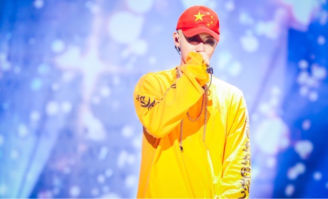 网络图片(侵删) 网络图片(侵删)