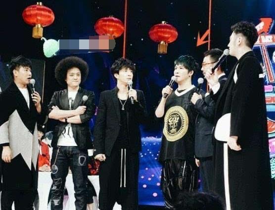 网络图片(侵删) 网络图片(侵删)