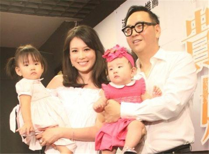 网络图片(侵删) 网络图片(侵删)