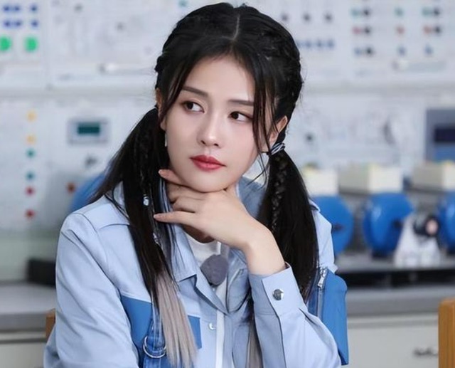 网络图片(侵删) 网络图片(侵删)