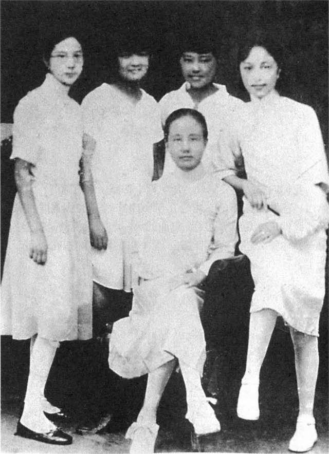 网络图片(侵删) 网络图片(侵删)