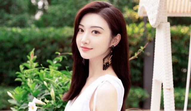 网络图片(侵删) 网络图片(侵删)