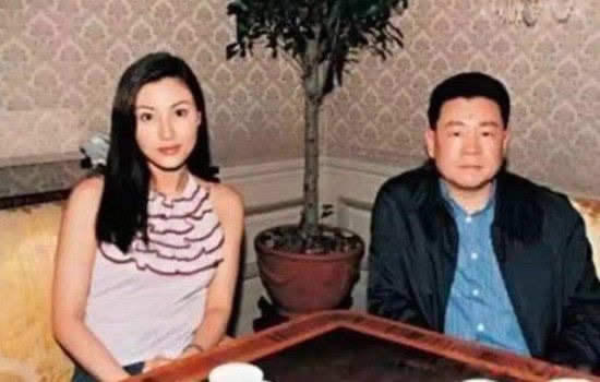 网络图片(侵删) 网络图片(侵删)