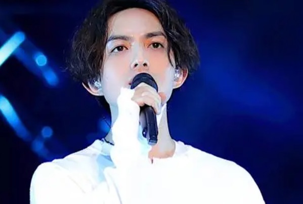 网络图片(侵删) 网络图片(侵删)