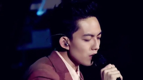 网络图片(侵删) 网络图片(侵删)