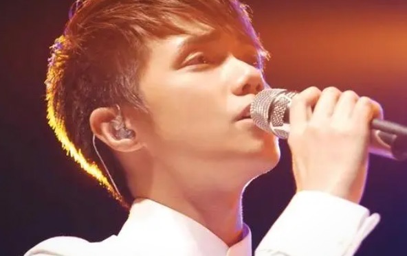 网络图片(侵删) 网络图片(侵删)