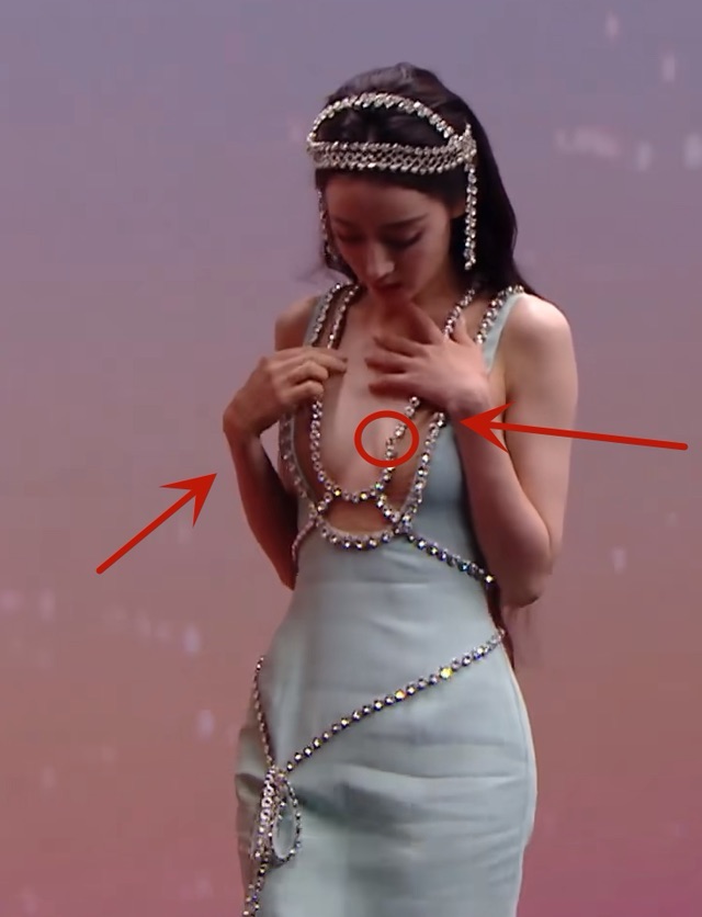 网络图片(侵删) 网络图片(侵删)