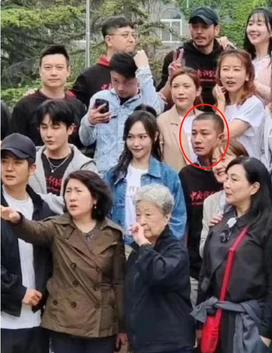 网络图片(侵删) 网络图片(侵删)