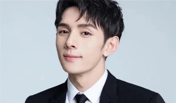 网络图片(侵删) 网络图片(侵删)