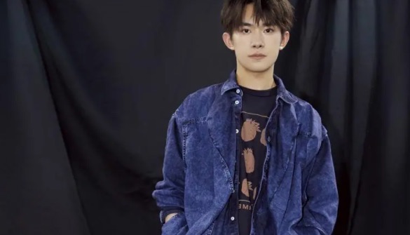 网络图片(侵删) 网络图片(侵删)