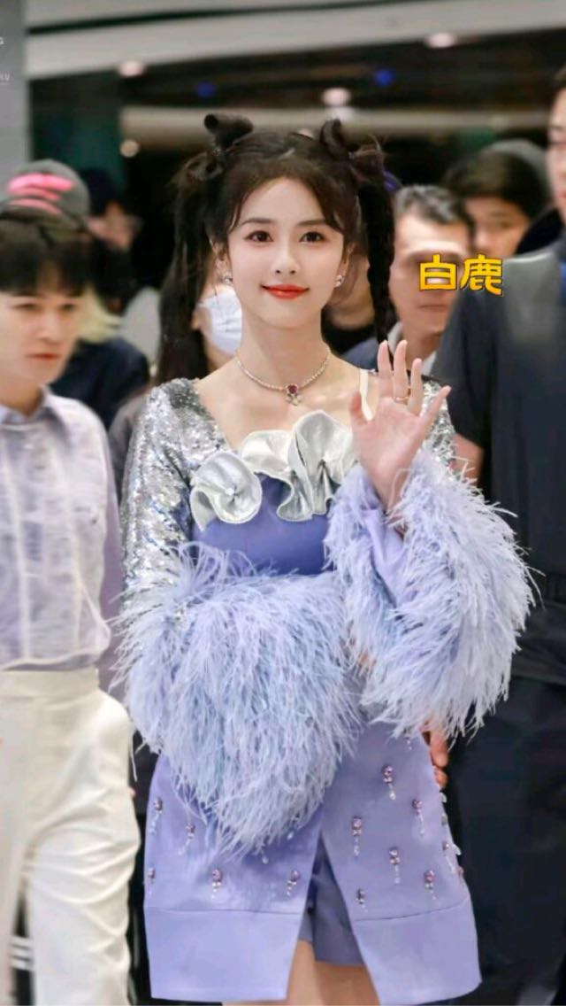 网络图片(侵删) 网络图片(侵删)