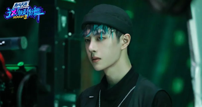 网络图片(侵删) 网络图片(侵删)