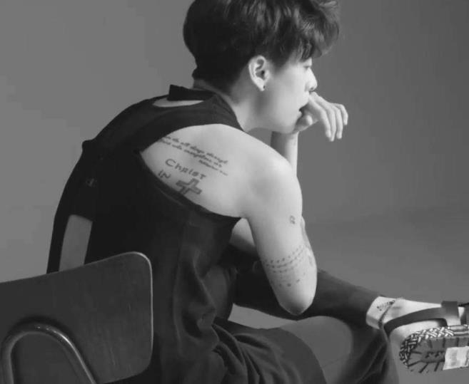 网络图片(侵删) 网络图片(侵删)