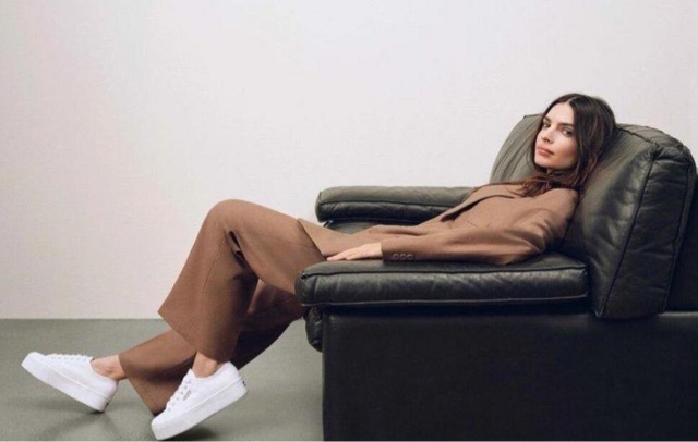 网络图片(侵删) 网络图片(侵删)