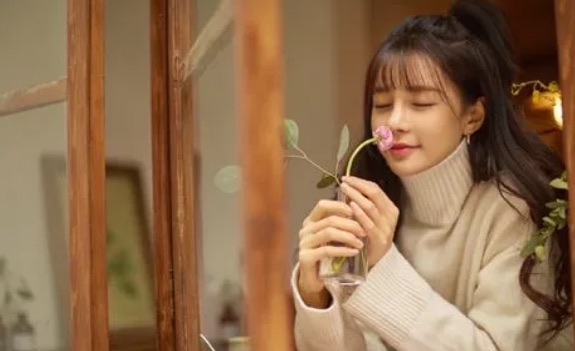 网络图片(侵删) 网络图片(侵删)